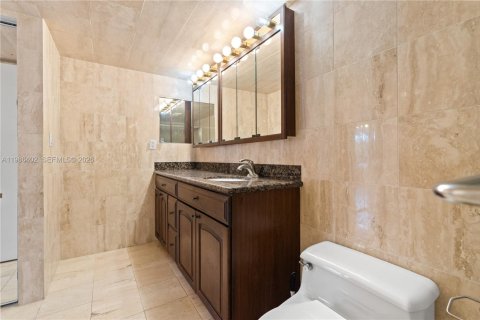 Купить кондоминиум в Авентура, Флорида 1 спальня, 101.36м2, № 2044815 - фото 11