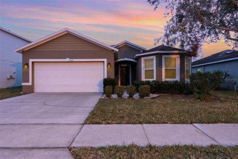 House in Davenport, Florida 3 bedrooms, 163.79 sq.m. № 1540651 - photo 1