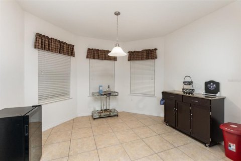 House in Davenport, Florida 3 bedrooms, 163.79 sq.m. № 1540651 - photo 9