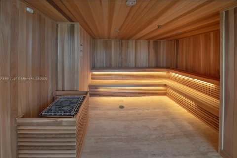 Copropriété à louer à North Miami Beach, Floride: 2 chambres, 103.59 m2 № 1975381 - photo 27