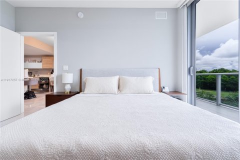 Copropriété à louer à North Miami Beach, Floride: 2 chambres, 103.59 m2 № 1975381 - photo 22