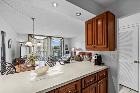 Condo in Daytona Beach, Florida, 1 bedroom  № 1651935 - photo 12