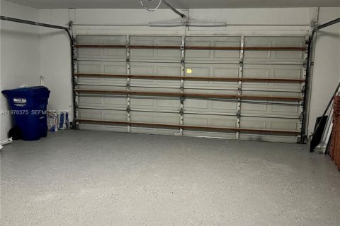 Снять в аренду виллу или дом в Корал-Спрингс, Флорида 4 спальни, 173.73м2, № 2031080 - фото 29