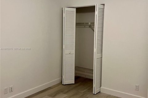 Снять в аренду виллу или дом в Корал-Спрингс, Флорида 4 спальни, 173.73м2, № 2031080 - фото 20