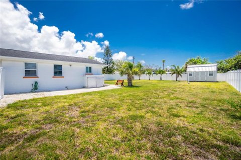 House in Englewood, Florida 2 bedrooms, 66.89 sq.m. № 1759421 - photo 21