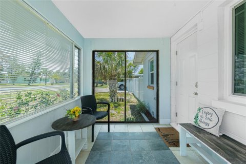 House in Englewood, Florida 2 bedrooms, 66.89 sq.m. № 1759421 - photo 5