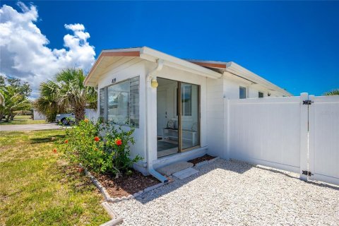 House in Englewood, Florida 2 bedrooms, 66.89 sq.m. № 1759421 - photo 3
