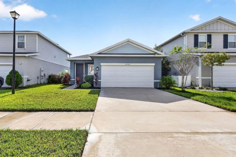 Villa ou maison à louer à Port St. Lucie, Floride: 3 chambres, 139.35 m2 № 2417242 - photo 2