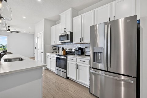 Villa ou maison à louer à Port St. Lucie, Floride: 3 chambres, 139.35 m2 № 2417242 - photo 8