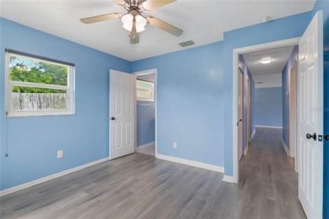 House in Lake Alfred, Florida 3 bedrooms, 92.9 sq.m. № 1390414 - photo 12
