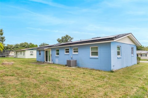 House in Lake Alfred, Florida 3 bedrooms, 92.9 sq.m. № 1390414 - photo 21