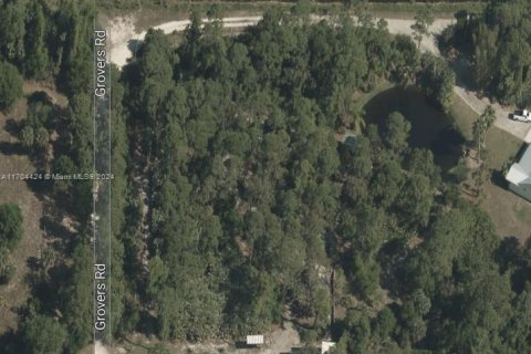 Terreno en venta en St. Lucie, Florida № 1694477 - foto 6