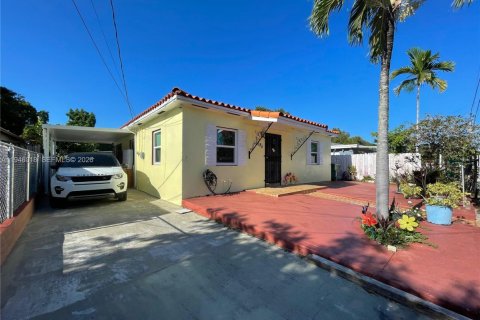 Купить виллу или дом в Майами, Флорида 3 спальни, 110.55м2, № 2005813 - фото 6