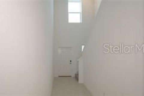 House in San Antonio, Florida 5 bedrooms, 221.94 sq.m. № 1916853 - photo 30