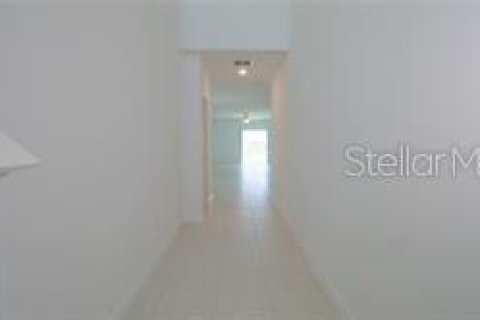House in San Antonio, Florida 5 bedrooms, 221.94 sq.m. № 1916853 - photo 4
