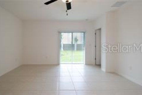 House in San Antonio, Florida 5 bedrooms, 221.94 sq.m. № 1916853 - photo 15
