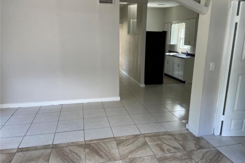 Villa ou maison à louer à Ocoee, Floride: 3 chambres, 97.64 m2 № 2419726 - photo 5