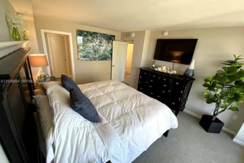 Copropriété à vendre à Marco Island, Floride: 2 chambres № 2001149 - photo 23