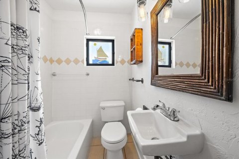 Купить виллу или дом в Сарасота, Флорида 8 комнат, 93.65м2, № 2434870 - фото 30