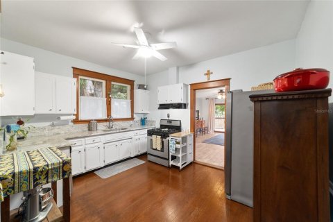 House in Ocala, Florida 3 bedrooms, 132.66 sq.m. № 2223287 - photo 3