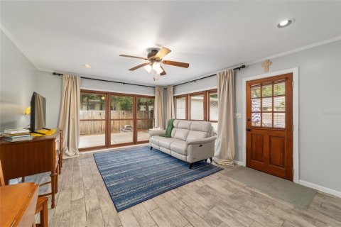 House in Ocala, Florida 3 bedrooms, 132.66 sq.m. № 2223287 - photo 7