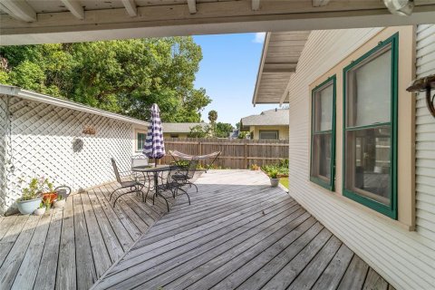 House in Ocala, Florida 3 bedrooms, 132.66 sq.m. № 2223287 - photo 10