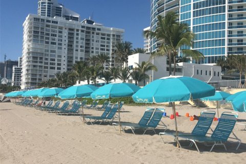 Copropriété à louer à Hollywood, Floride: 44.78 m2 № 2056109 - photo 19