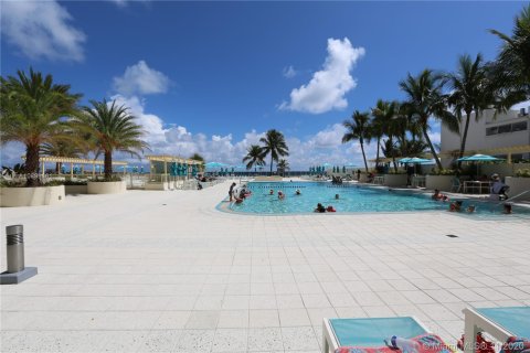 Copropriété à louer à Hollywood, Floride: 44.78 m2 № 2056109 - photo 27