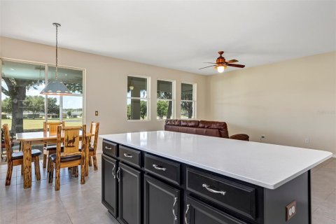 House in Leesburg, Florida 4 bedrooms, 174.38 sq.m. № 2225376 - photo 13