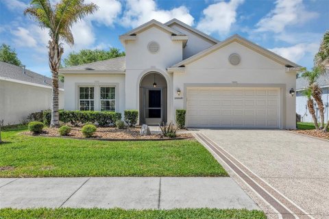 House in Leesburg, Florida 4 bedrooms, 174.38 sq.m. № 2225376 - photo 2