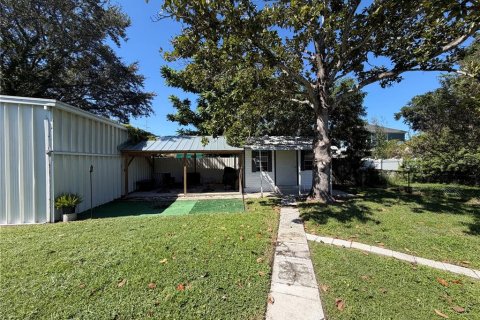 Villa ou maison à louer à Tampa, Floride: 3 chambres, 123.65 m2 № 2415503 - photo 14