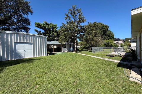 Villa ou maison à louer à Tampa, Floride: 3 chambres, 123.65 m2 № 2415503 - photo 13