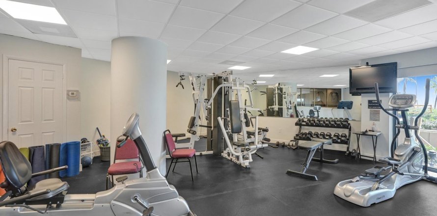 Condominio en Fort Lauderdale, Florida, 1 dormitorio № 1093895