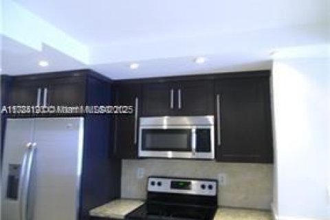 Copropriété à vendre à Miami, Floride: 1 chambre, 55.09 m2 № 1706019 - photo 4