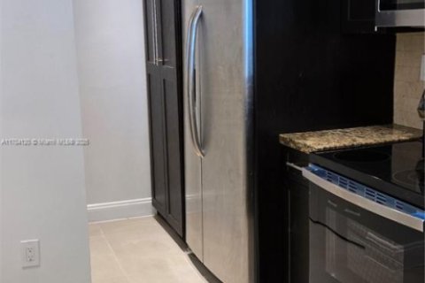 Copropriété à vendre à Miami, Floride: 1 chambre, 55.09 m2 № 1706019 - photo 11
