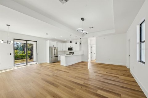 Casa en venta en North Port, Florida, 3 dormitorios, 149.57 m2 № 1800132 - foto 4