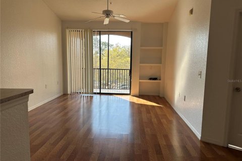 Condominio en venta en Orlando, Florida, 3 dormitorios, 119.38 m2 № 1784579 - foto 12