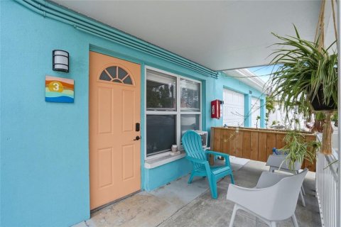 Commercial property in Indian Rocks Beach, Florida 7 bedrooms, 317.54 sq.m. № 2098084 - photo 14