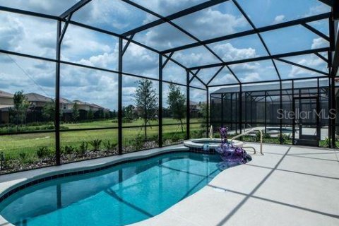 House in Davenport, Florida 6 bedrooms, 303.79 sq.m. № 1894298 - photo 28