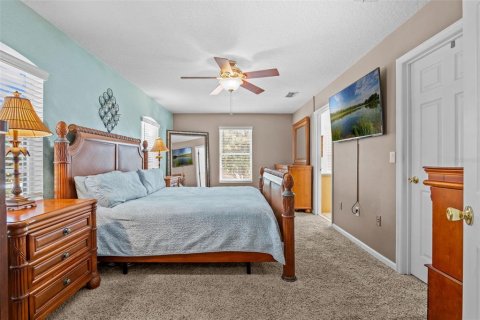 House in Oviedo, Florida 4 bedrooms, 197.79 sq.m. № 1801989 - photo 21