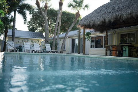 House in St. Lucie, Florida 3 bedrooms, 154.22 sq.m. № 2086319 - photo 15