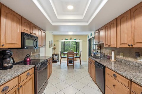 Casa en venta en Homosassa, Florida, 4 dormitorios, 223.24 m2 № 2138192 - foto 5