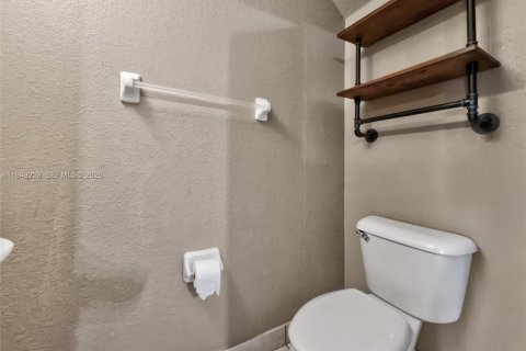 Снять в аренду кондоминиум в Мирамар, Флорида 3 спальни, 139.82м2, № 2006021 - фото 12