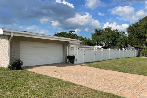 House in Fern Park, Florida 4 bedrooms, 237.55 sq.m. № 1801841 - photo 3