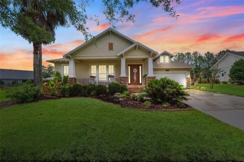 House in Brooksville, Florida 3 bedrooms, 239.97 sq.m. № 1770166 - photo 2
