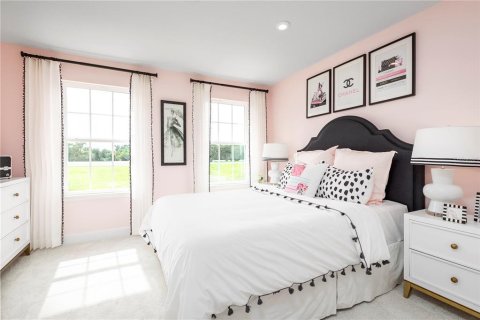 House in Winter Haven, Florida 5 bedrooms, 270.07 sq.m. № 1760312 - photo 18