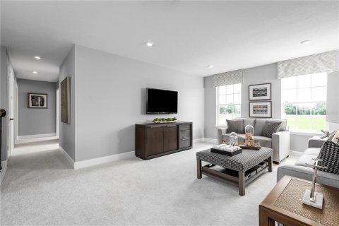 House in Winter Haven, Florida 5 bedrooms, 270.07 sq.m. № 1760312 - photo 7