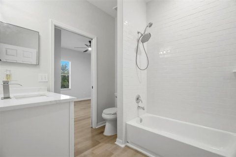 Condo in Lutz, Florida, 3 bedrooms № 2431212 - photo 22