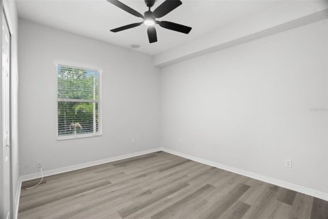 Condo in Lutz, Florida, 3 bedrooms № 2431212 - photo 20
