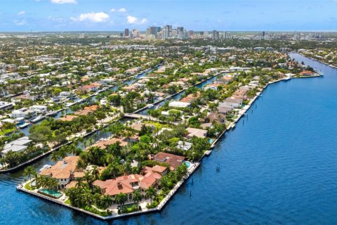 Купить виллу или дом в Форт-Лодердейл, Флорида 1 комната, 378.86м2, № 2087612 - фото 21